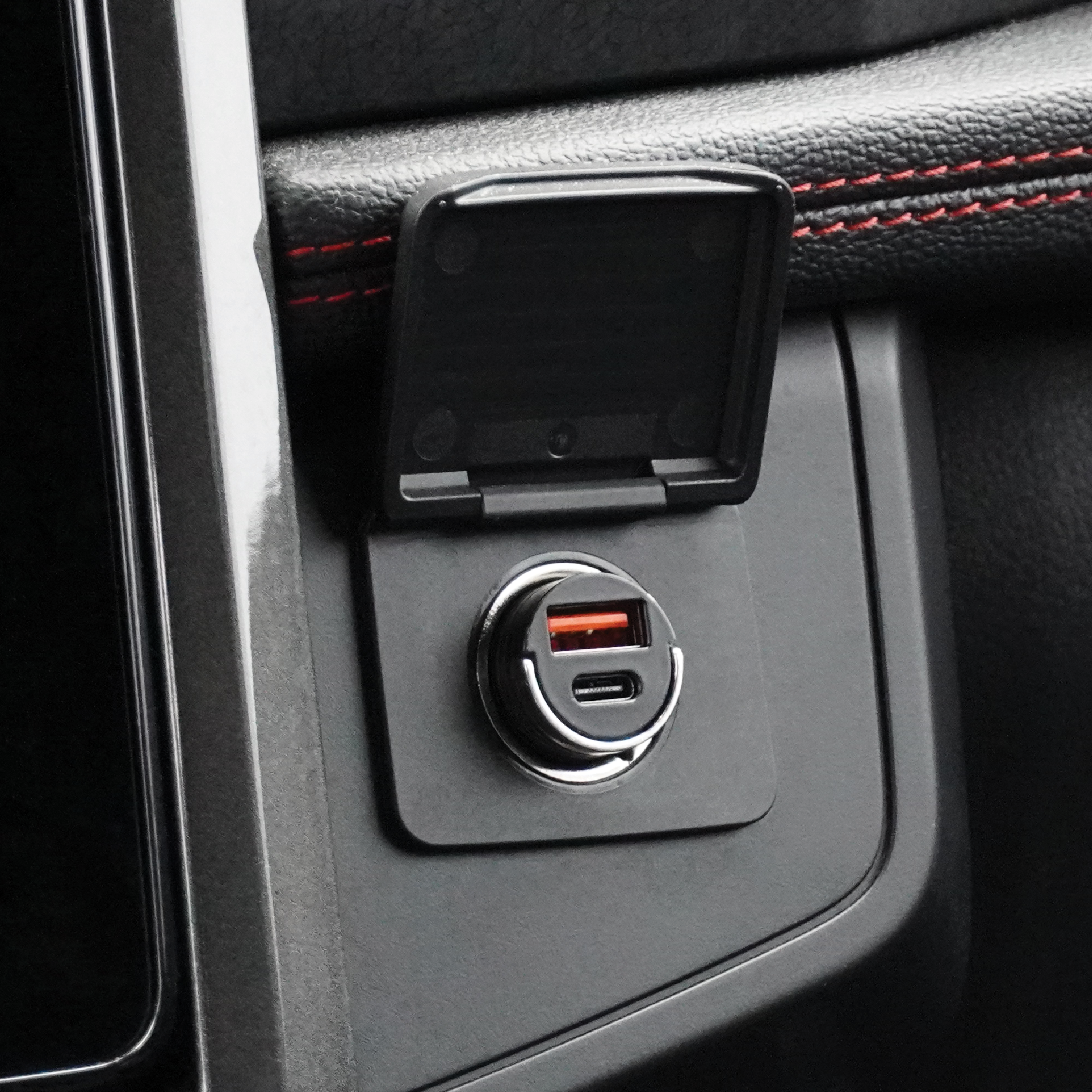 30W Dual Port PD Car Charger