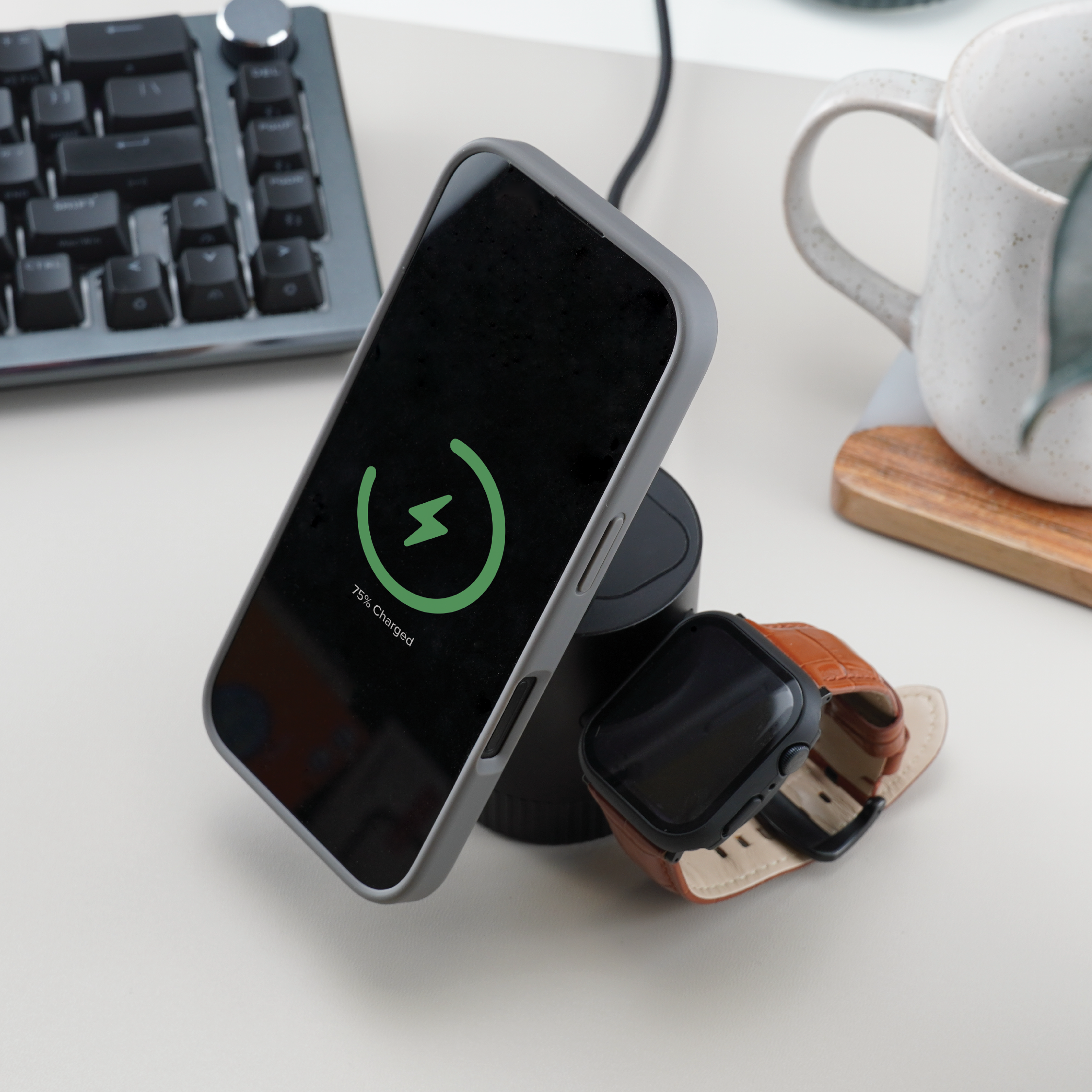 15W Mag Stream 3-in-1 Rotating Charging Station