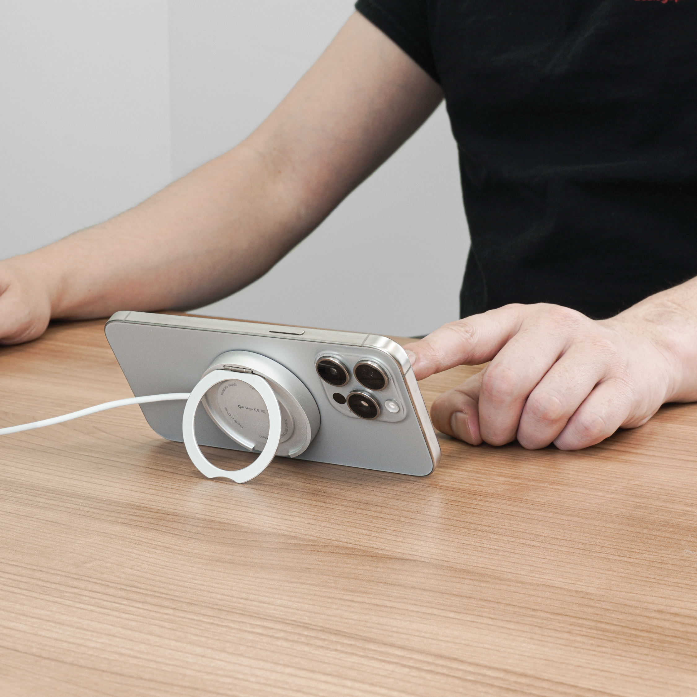 15W Magnetic Wireless Charger (with 6FT USB-C Cable)