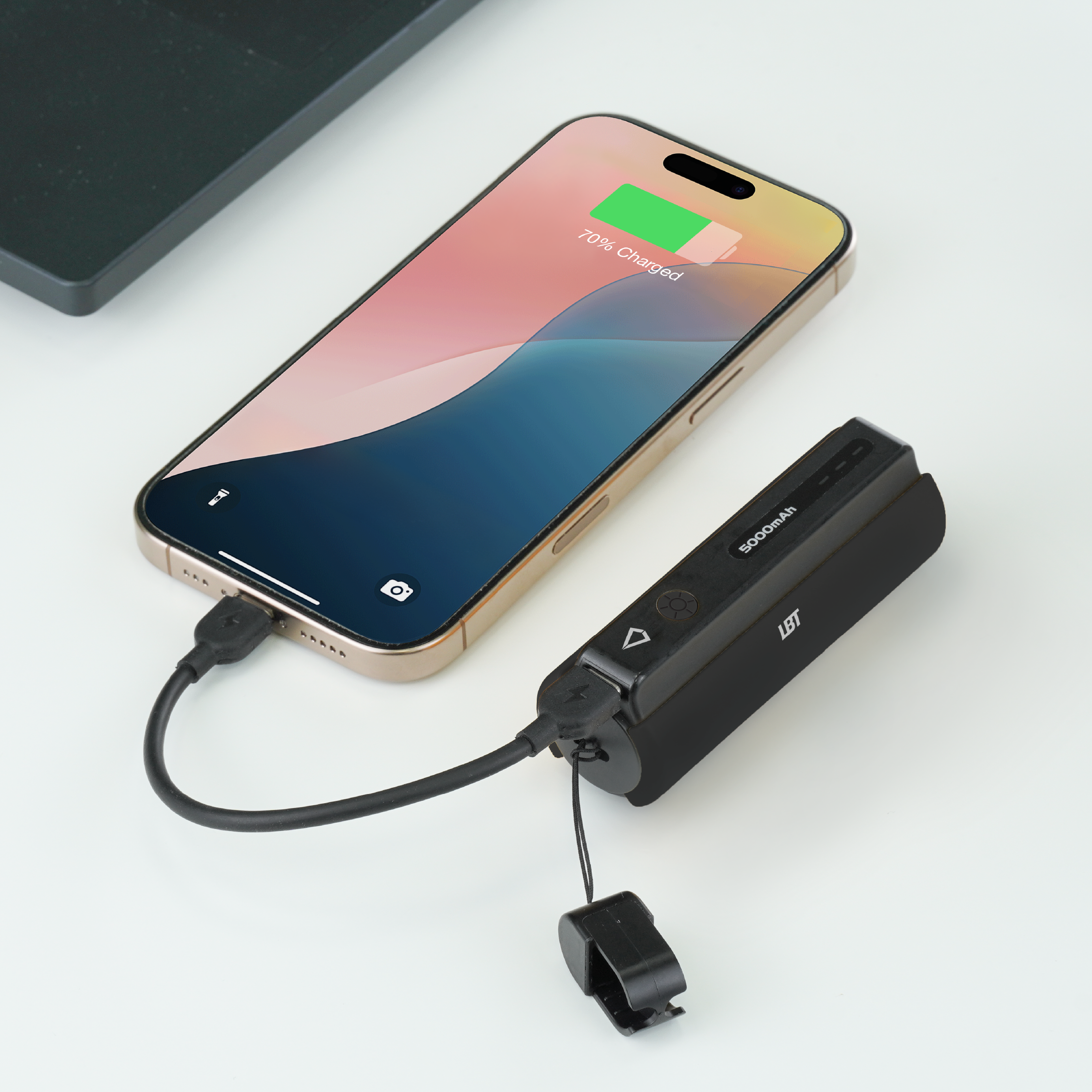 20W Power Bank Flashlight (5,000mAh)
